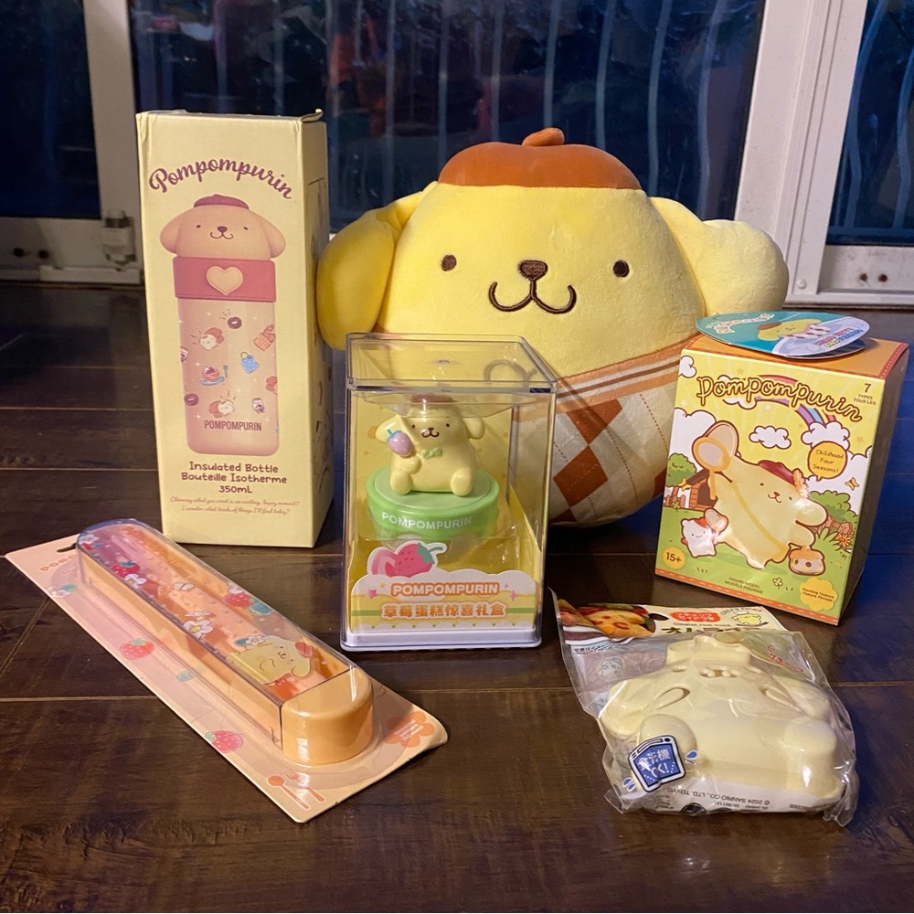 BNIB Authentic Sanrio Pompompurin Lot
